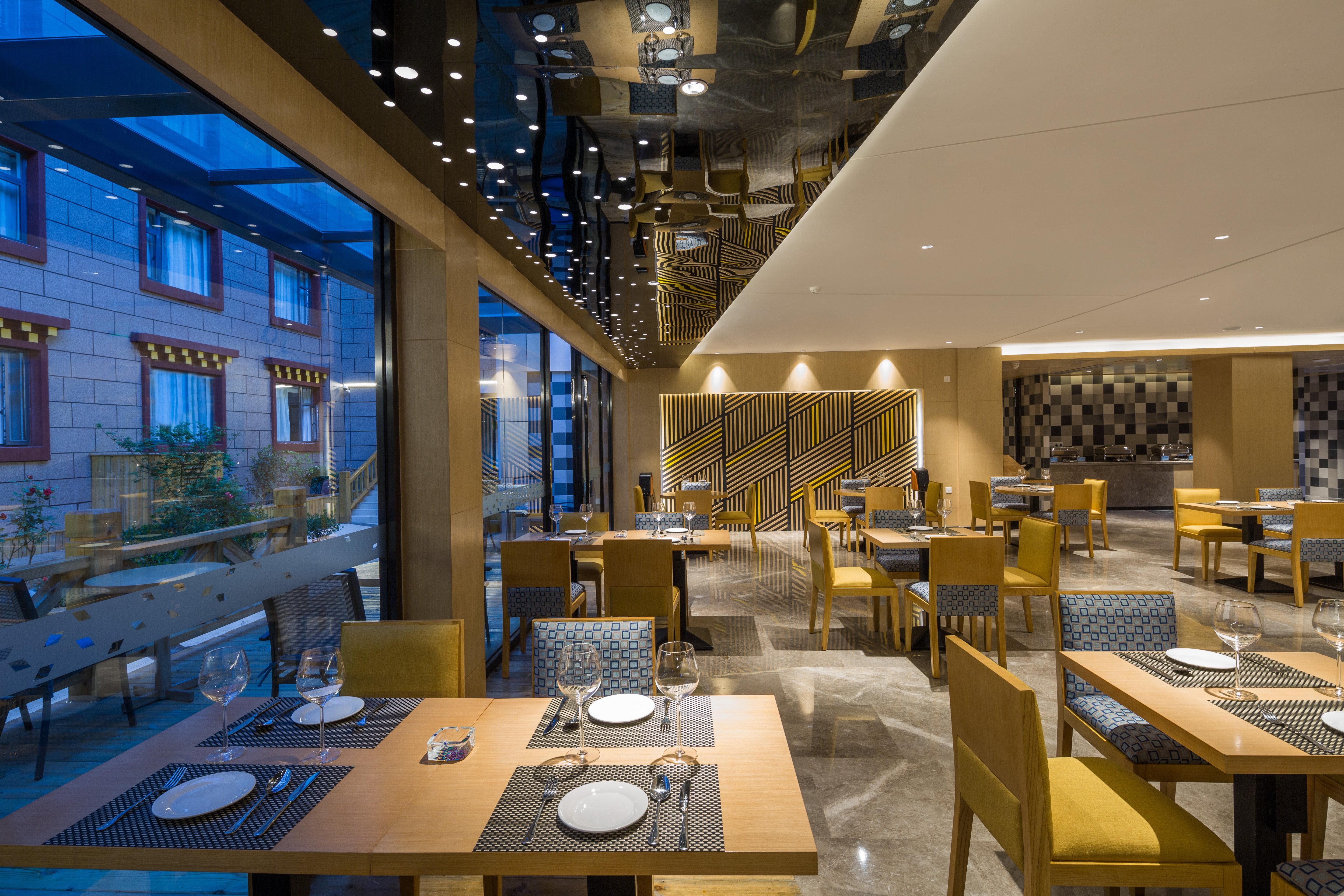 Holiday Inn Express Daocheng Yading, An Ihg Hotel Bagian luar foto
