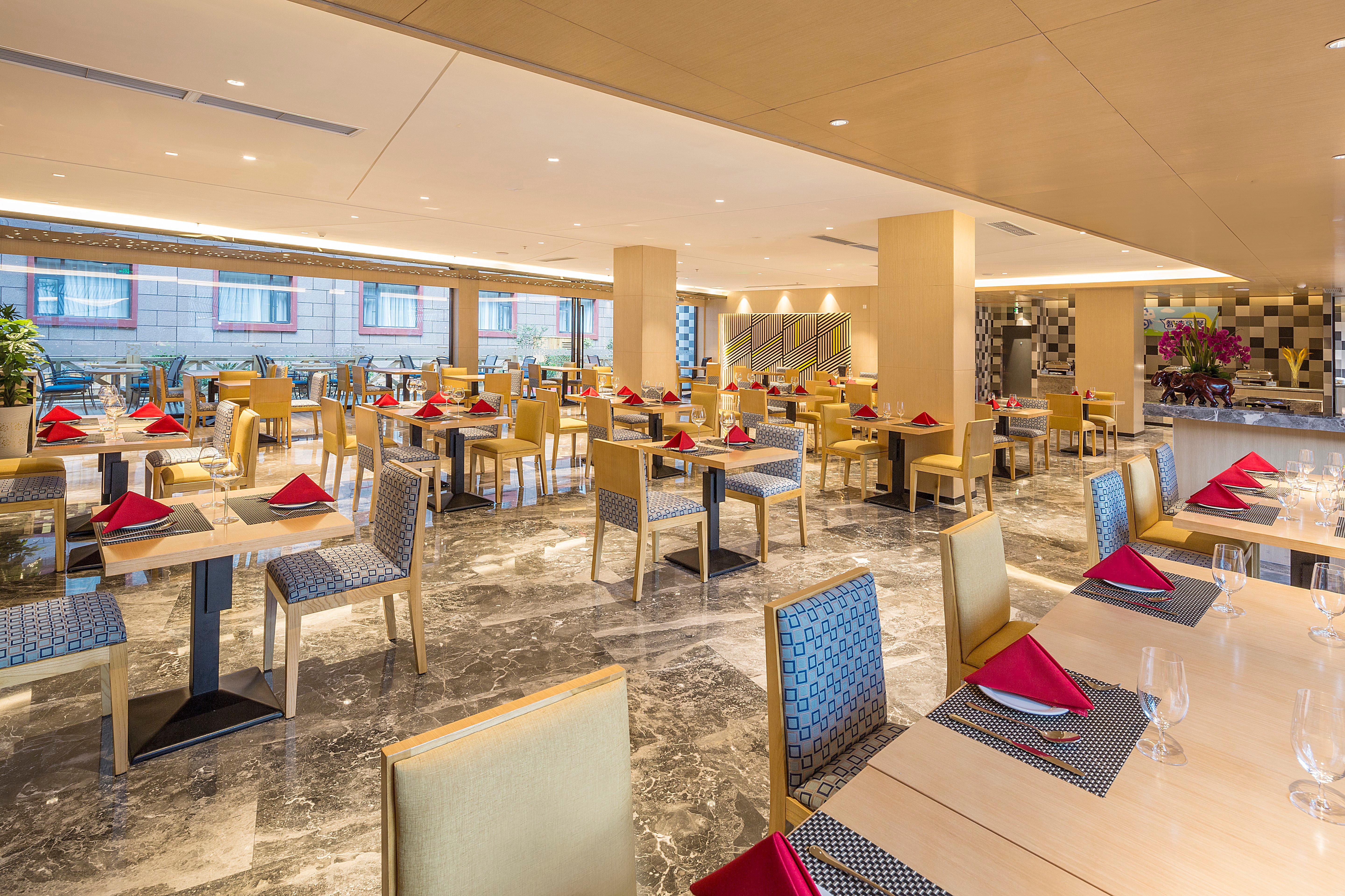 Holiday Inn Express Daocheng Yading, An Ihg Hotel Bagian luar foto