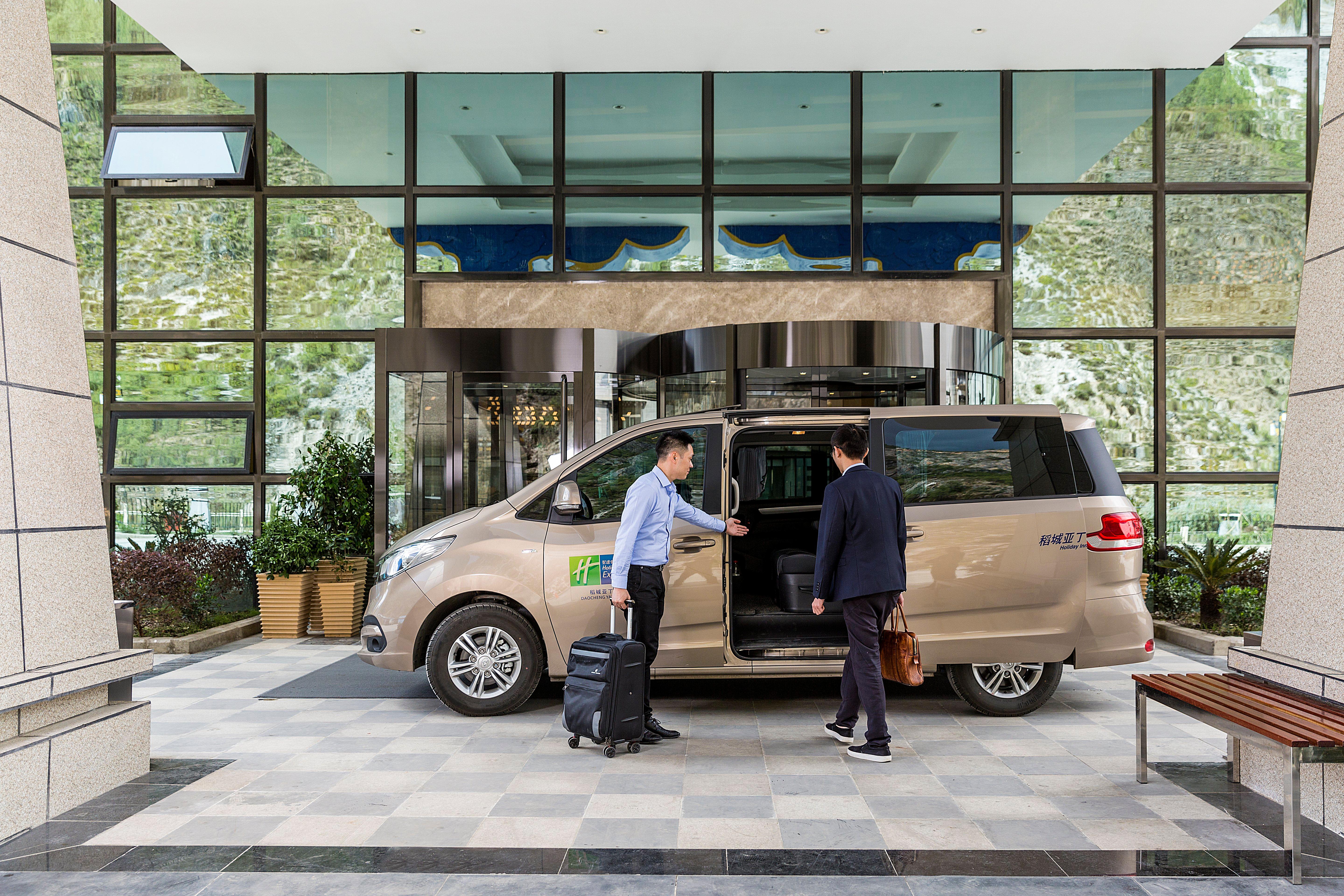 Holiday Inn Express Daocheng Yading, An Ihg Hotel Bagian luar foto